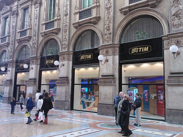 【海外買い物】イタリアはピザもスマホもオイシイ国！