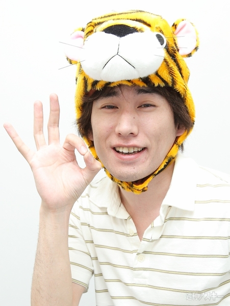 時代がようやく我々に追いついた！　Ultrabookプロモーションに虎人間現わる