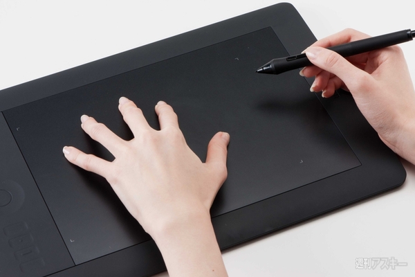 話題のワコム新ペンタブ『Intuos5』をさっそく使ってみた！ - 週刊アスキー