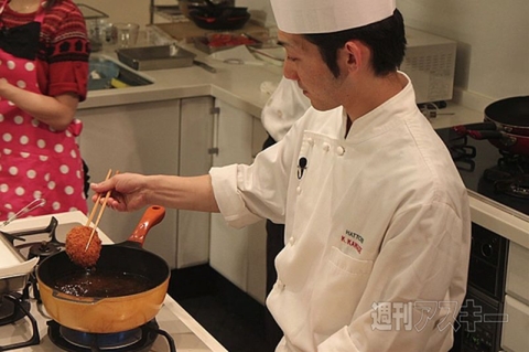 超巨大フードコート