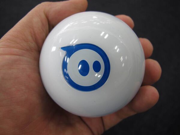 【まるでハロ？】スマホで操作するカワユス球体『Sphero』