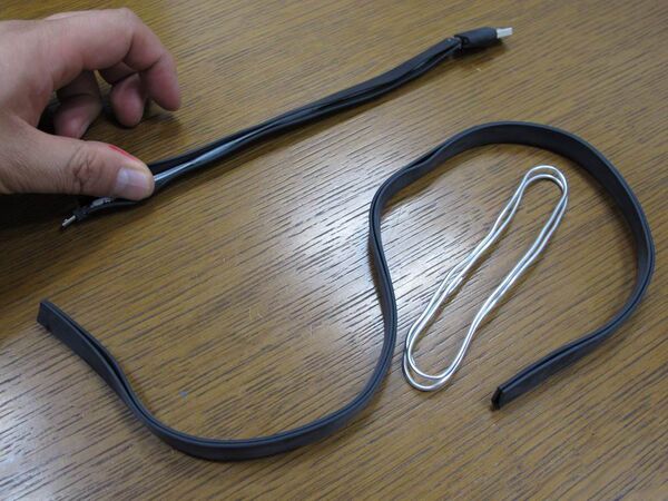 『超くねくねスマホケーブル』ができるまで