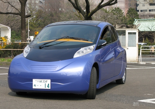 EV試作車『SIM-WIL』