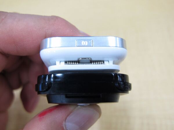 Xperia連携腕時計『SmartWatch MN2』が4/10から販売開始