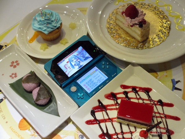 桜ミクカフェ開催