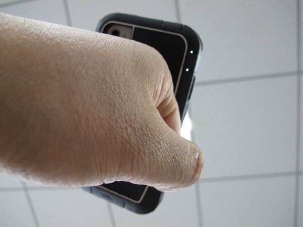 ギャラクティカファントムでも壊れない？ iPhone用最強ケース