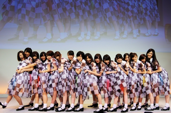 『HTC J ISW13HT』発表会