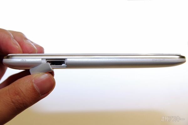 『HTC J ISW13HT』発表会