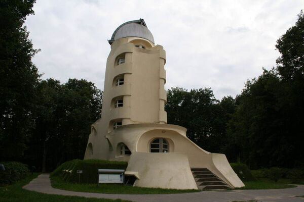 引越し記念！ よりぬき東京カレー日記（５） 鉱石ラジオとアインシュタイン