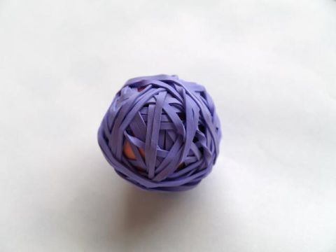 引越し記念！ よりぬき東京カレー日記（15） 世界的な「輪ゴム玉」ブーム