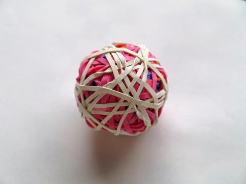 引越し記念！ よりぬき東京カレー日記（15） 世界的な「輪ゴム玉」ブーム