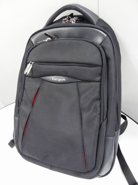 新iPadとMacBook Airを同時収納できるナップザックが頼もしすぎ