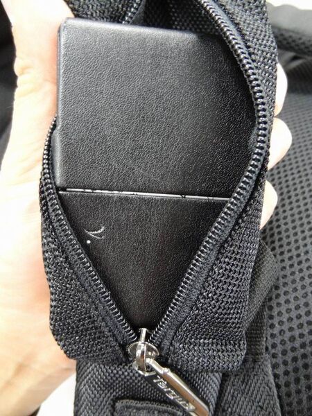 新iPadとMacBook Airを同時収納できるナップザックが頼もしすぎ