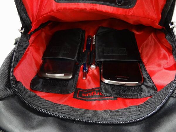 新iPadとMacBook Airを同時収納できるナップザックが頼もしすぎ