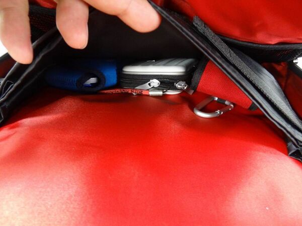 新iPadとMacBook Airを同時収納できるナップザックが頼もしすぎ