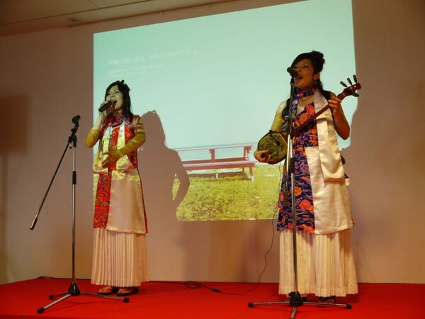 TOYOTA SOCIAL APP AWARD 2012