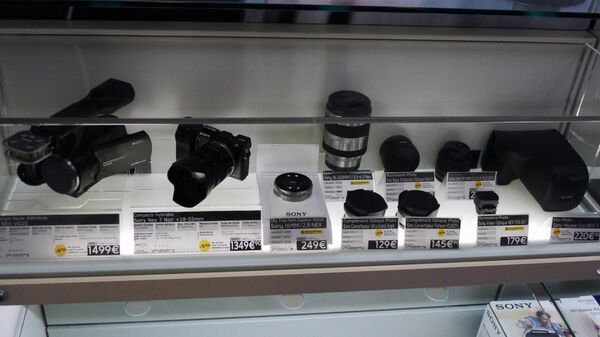 GWにヨーロッパに行ったらデジモノを買おう！