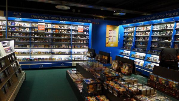 GWにヨーロッパに行ったらデジモノを買おう！