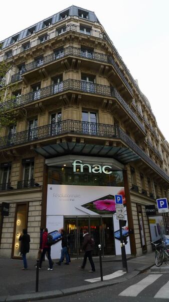 GWにヨーロッパに行ったらデジモノを買おう！