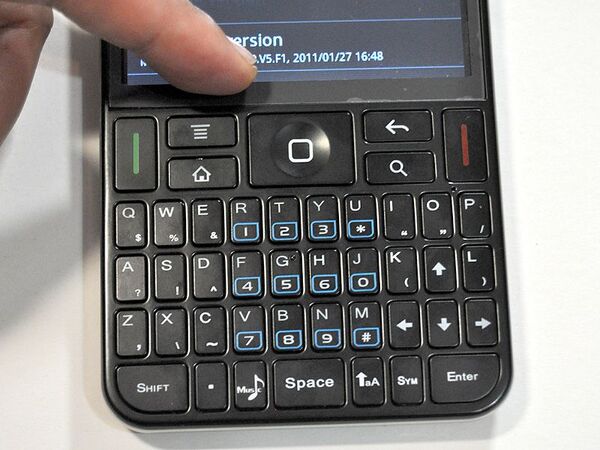 5インチのようで5インチじゃない謎の中華スマホ