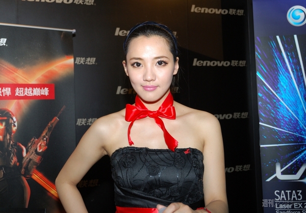 謝謝、小姐！会場で見つけた中国美女【GeForce LAN in 上海ラスト】