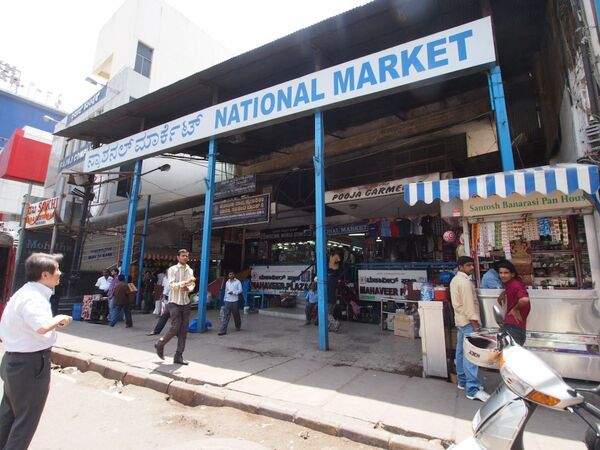 iPhone対抗！ マサラな“Ninja”スマートフォンを使う