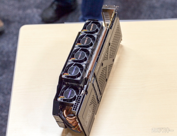 まさに圧巻 『GIGABYTE TechTour 2012』でOC版『GTX680』の5連ファンを見た