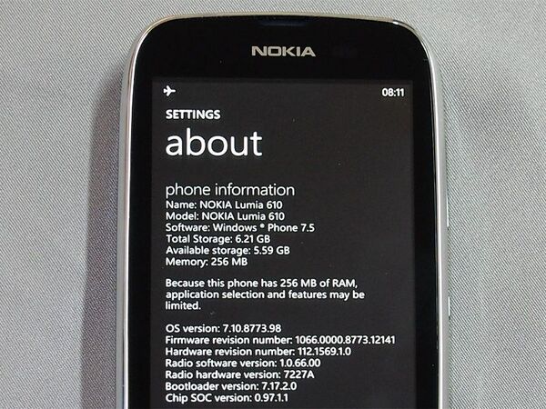 Lumia 610の開封レビュー