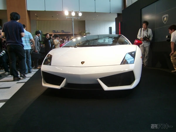 Lamborghini GALLARDO LP560-4 Bianco Rosso