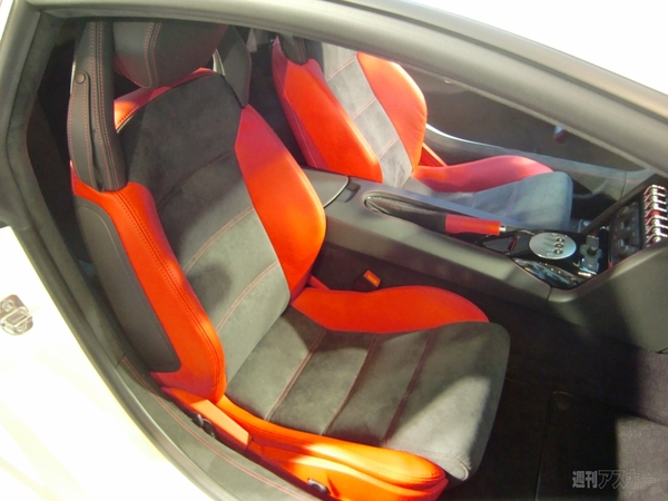 Lamborghini GALLARDO LP560-4 Bianco Rosso