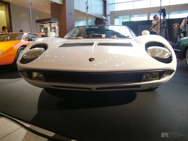 Lamborghini GALLARDO LP560-4 Bianco Rosso