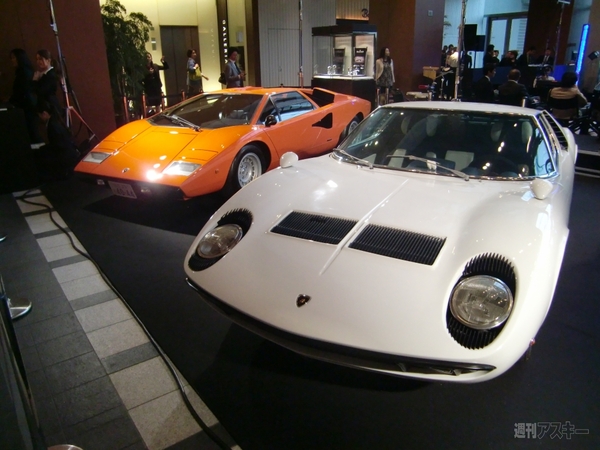 Lamborghini GALLARDO LP560-4 Bianco Rosso