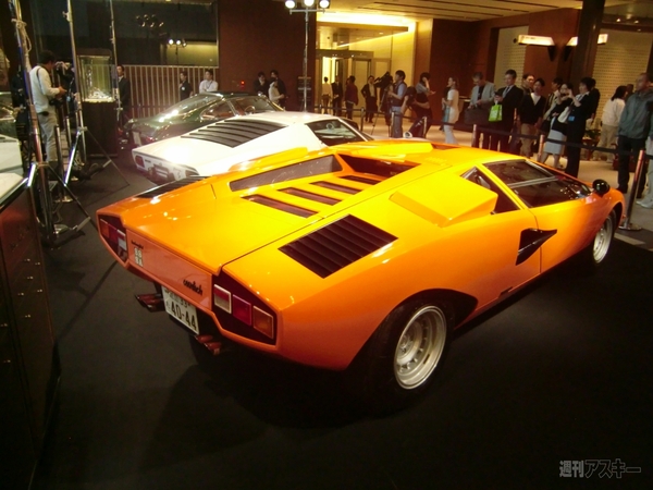 Lamborghini GALLARDO LP560-4 Bianco Rosso