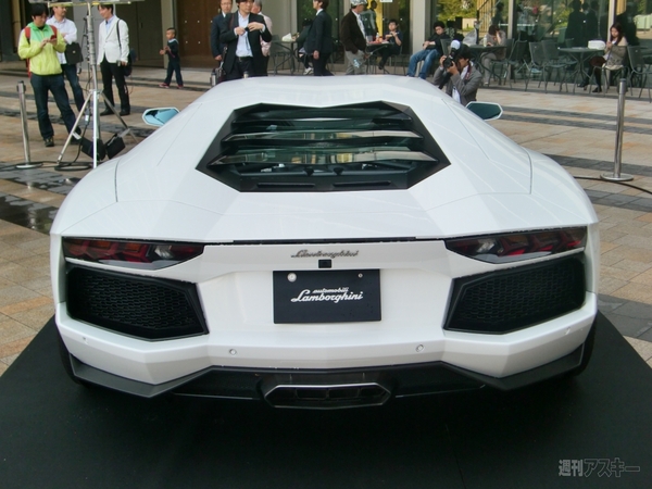Lamborghini GALLARDO LP560-4 Bianco Rosso