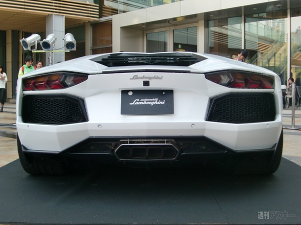 Lamborghini GALLARDO LP560-4 Bianco Rosso