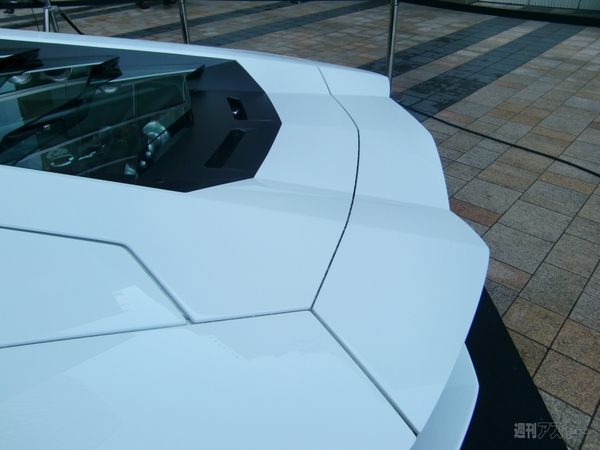 Lamborghini GALLARDO LP560-4 Bianco Rosso