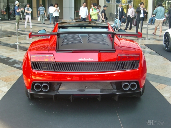 Lamborghini GALLARDO LP560-4 Bianco Rosso