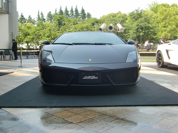 Lamborghini GALLARDO LP560-4 Bianco Rosso