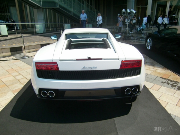 Lamborghini GALLARDO LP560-4 Bianco Rosso