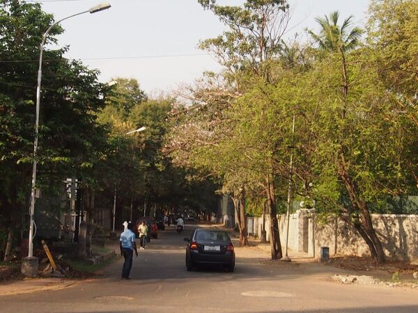 「インドですから」・・・なケーブル事情