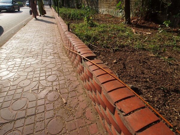 「インドですから」・・・なケーブル事情