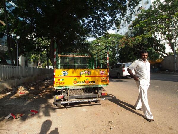 「インドですから」・・・なケーブル事情