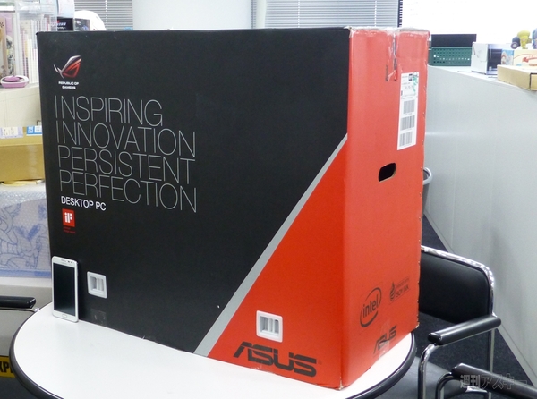 [速報]編集部に着弾 ASUS R.O.Gシリーズのデスクトップ『CG8580』開封の儀