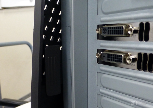 [速報]編集部に着弾 ASUS R.O.Gシリーズのデスクトップ『CG8580』開封の儀