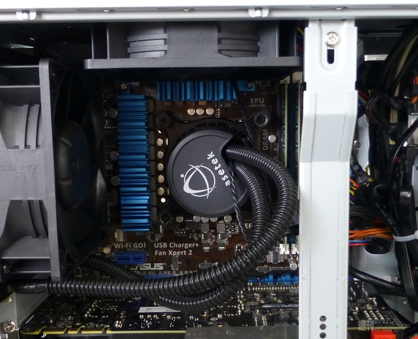 [速報]編集部に着弾 ASUS R.O.Gシリーズのデスクトップ『CG8580』開封の儀