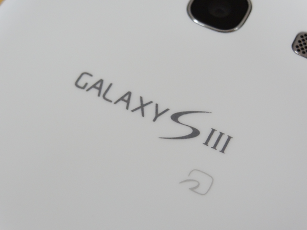 GALAXY S IIIはクアッドコア版とデュアルコア版でどれだけ違う？