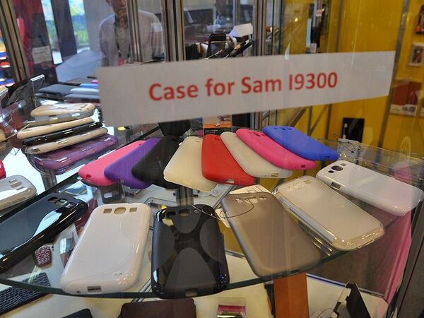 COMPUTEXで見つけたスマホ関連面白グッズ