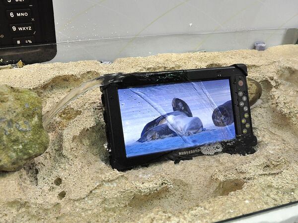 COMPUTEXで見つけたスマホ関連面白グッズ