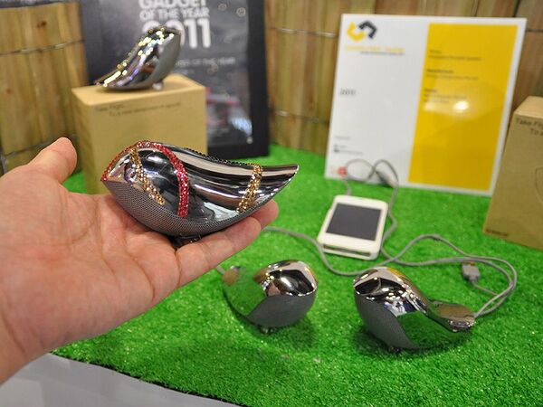 COMPUTEXで見つけたスマホ関連面白グッズ