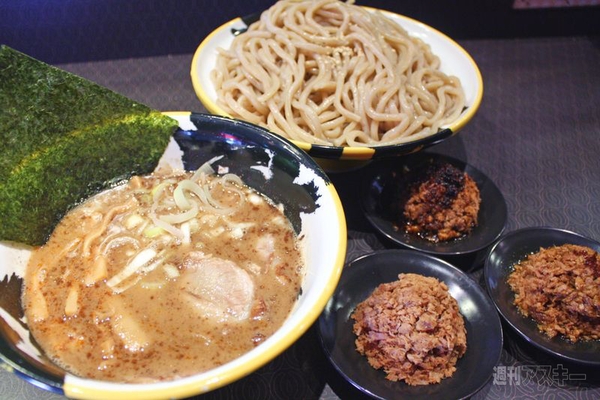 【アキバ食い倒れ部2012　ラーメン】